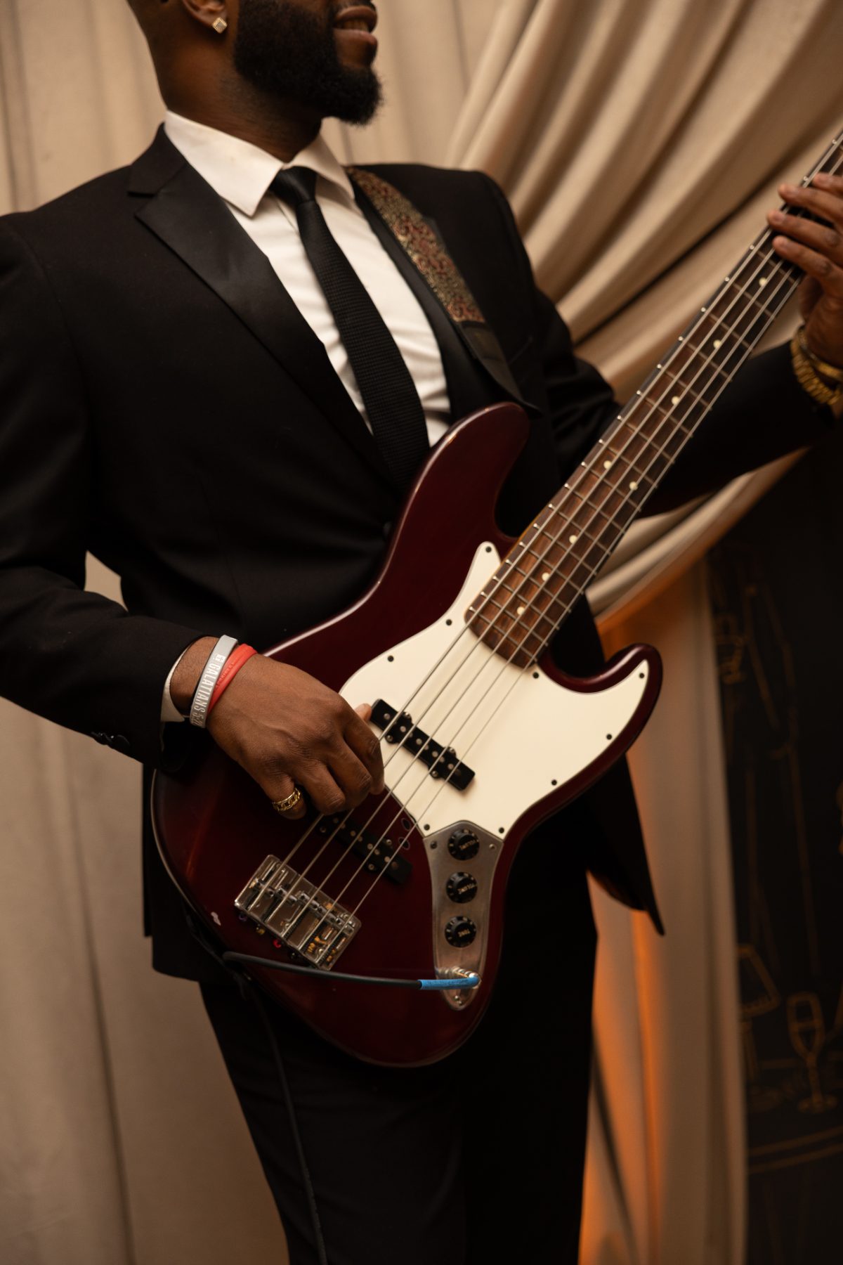 Club Berly bassist